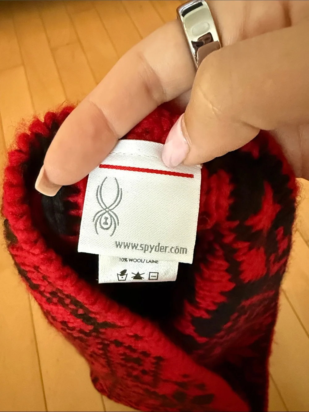 NWOT Red & Black Spyder Knit Scarf with Logo Button
